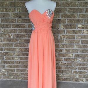 Creamy Peach Sweetheart formal dress rhinestone sleeveless prom evening maxi